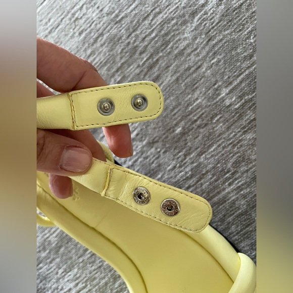 Isabel Marant Butter Yellow Kitten Heel - Picture 5 of 10